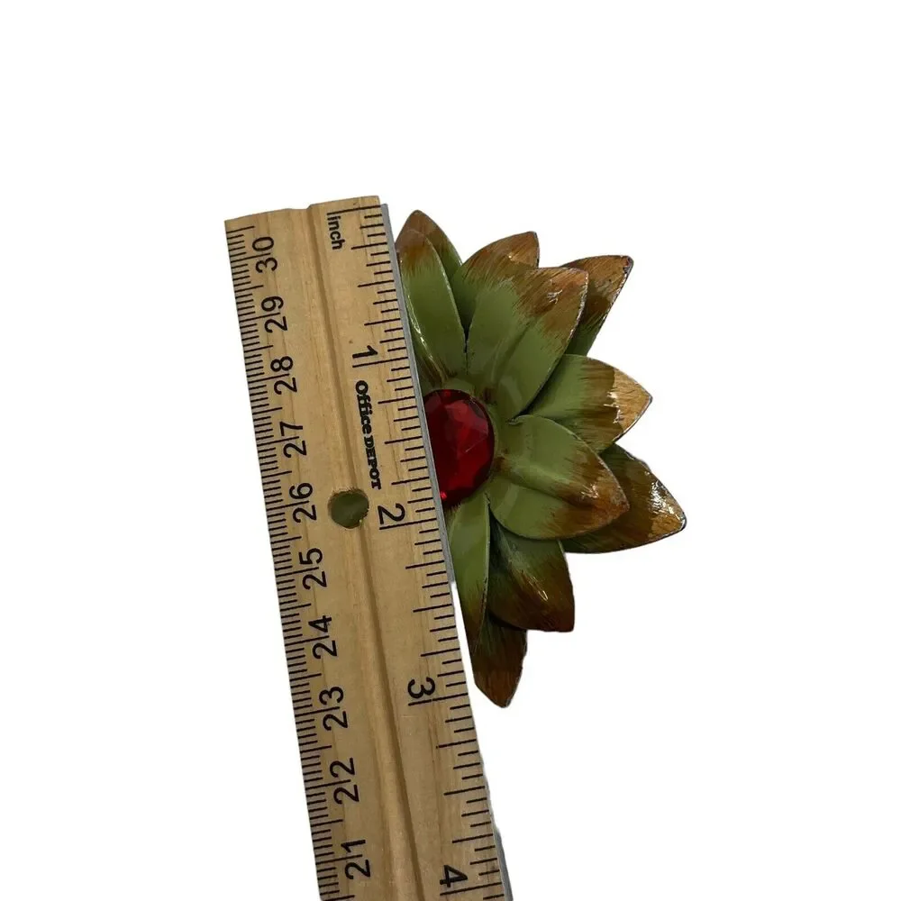 Pier 1 Metal Floral Sunflower Napkin Ring Holders Green w Red Center 3